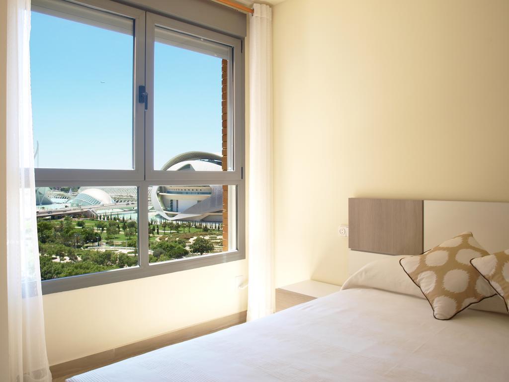 شقة Apartup Yellow Opera View فالنسيا المظهر الخارجي الصورة